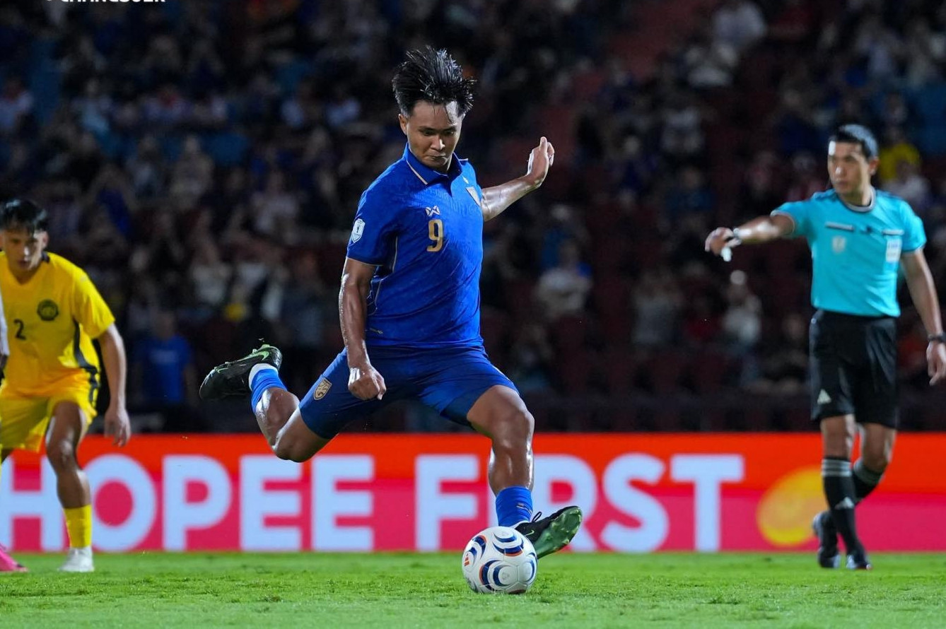 Trực tiếp bóng đá Thái Lan 1-0 Malaysia: Yotsakorn mở tỷ số