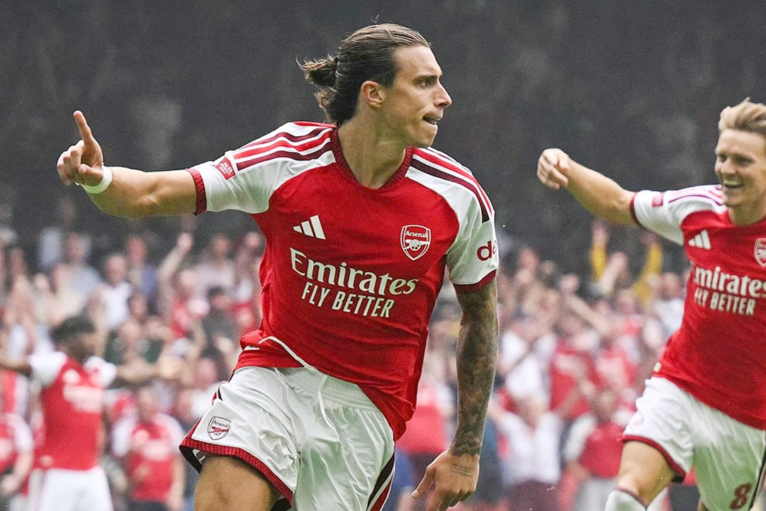Trực tiếp Arsenal 1-0 Man City: Calafiori mở tỷ số sớm (H1)