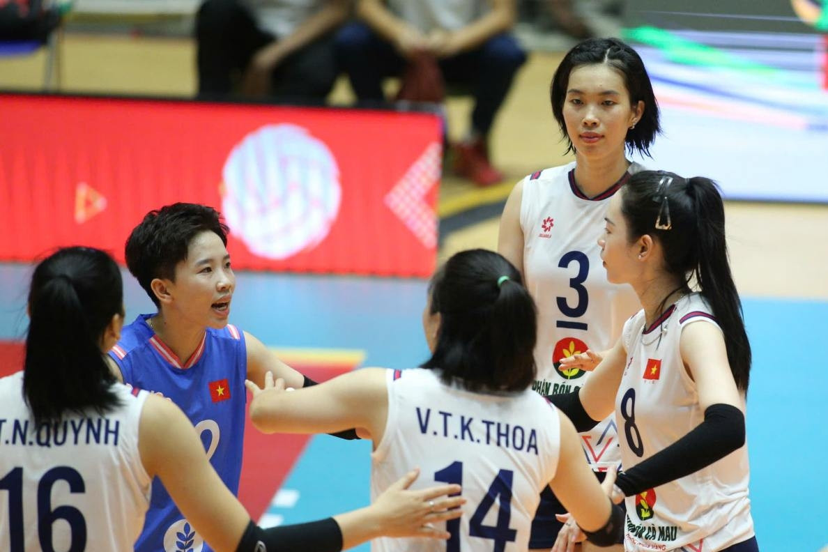 Bóng chuyền nữ Việt Nam nhìn Thái Lan vô địch chặng 1 SEA V.Cup 2026