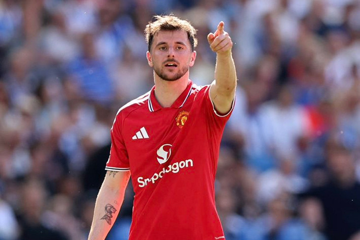 Carrick nói rõ tình trạng Mason Mount trước trận mở màn của MU