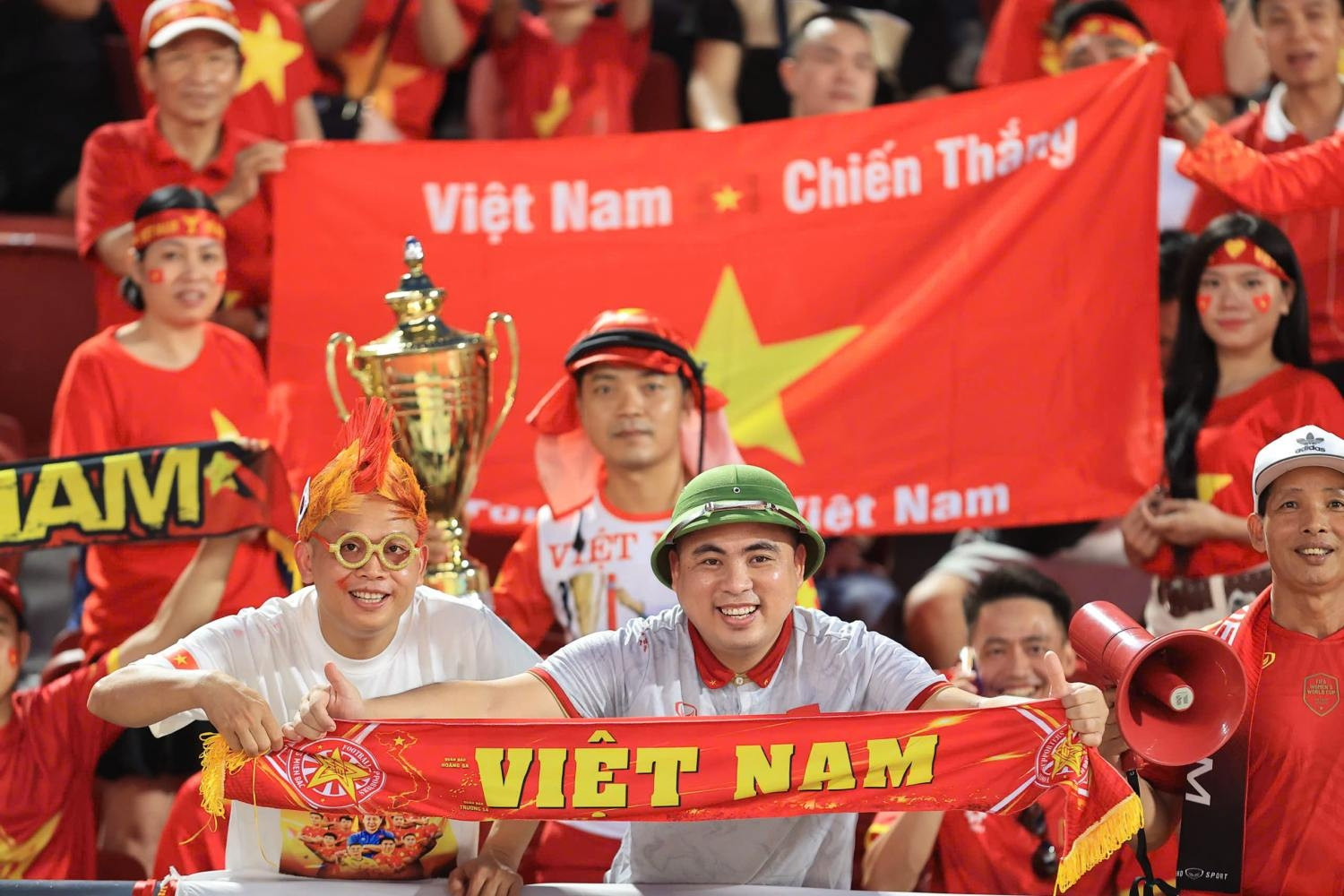 Trực tiếp bóng đá Thái Lan vs Việt Nam: Quang Hải dự bị, Son vs Hên đá chính
