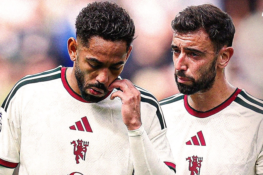 MU mở màn Premier League thảm họa: Cái tát cho Carrick