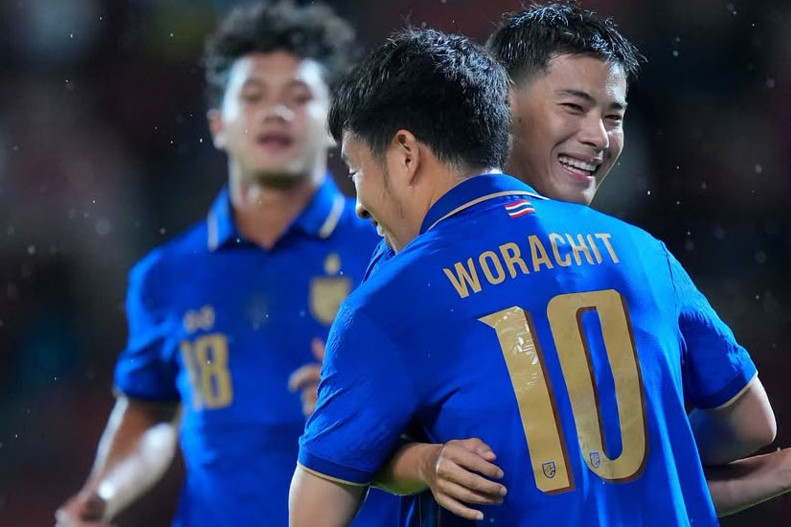 Video bóng đá Thái Lan vs Myanmar: VAR tặng quà 'Voi chiến'