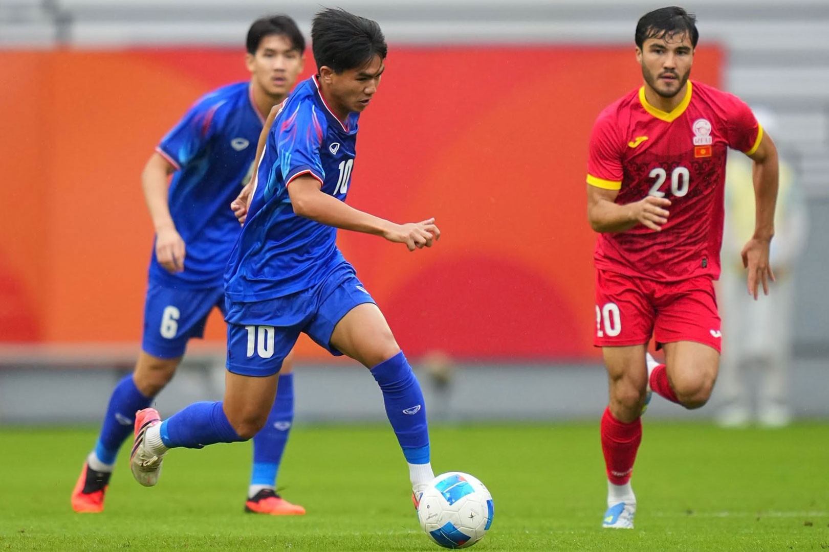 Kết quả bóng đá ASIAD 20 hôm nay 16/9: U23 Thái Lan ngược dòng khó tin