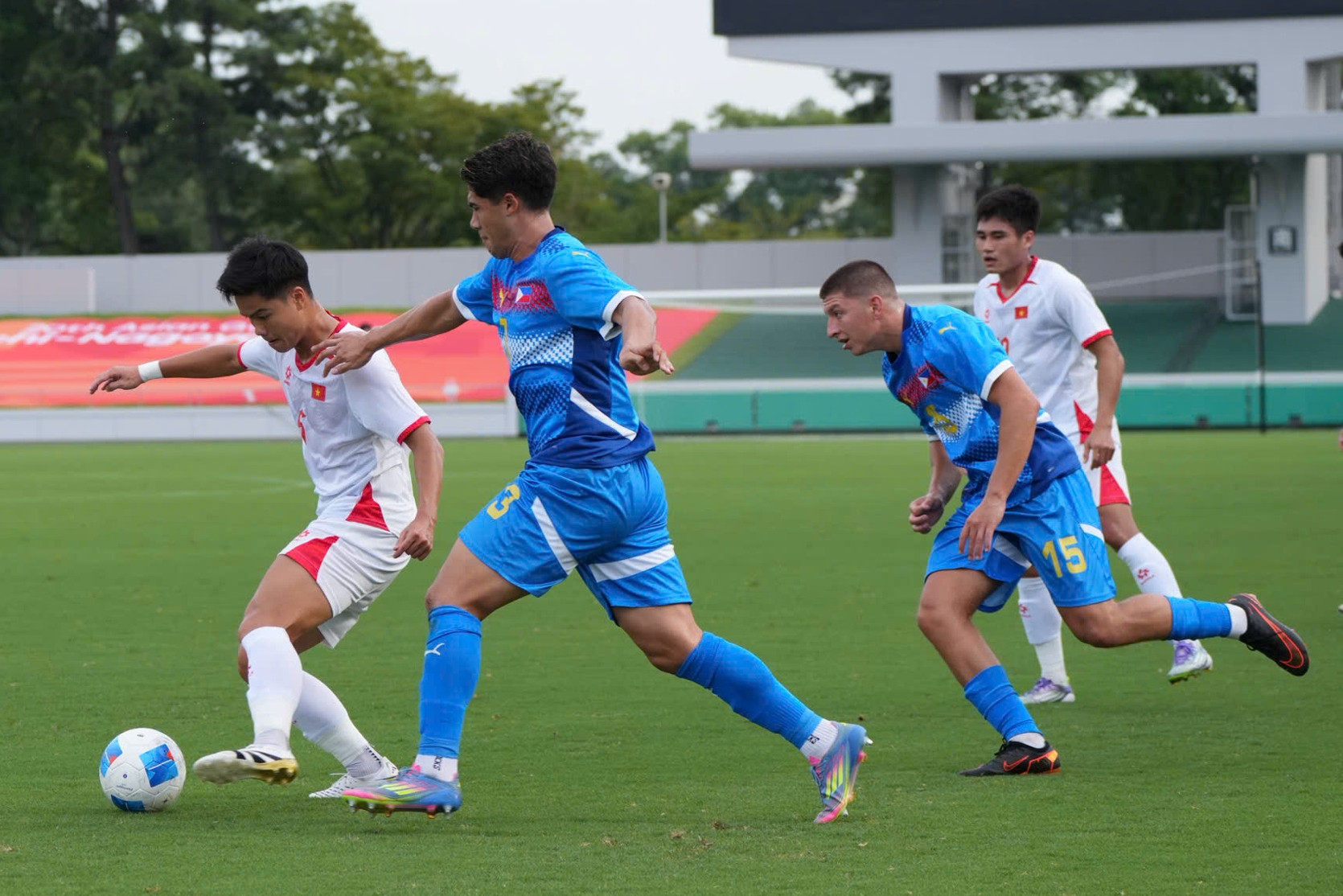 Trực tiếp bóng đá U23 Việt Nam 0-0 U23 Philippines: Chờ hiệp 2 bùng nổ