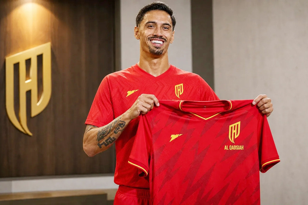 Cựu cầu thủ Man City sang Saudi Arabia vì 'kiếm được rất nhiều tiền'