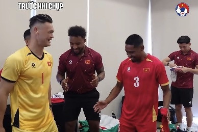 Hậu trường cực vui của tuyển Việt Nam trước FIFA ASEAN Cup