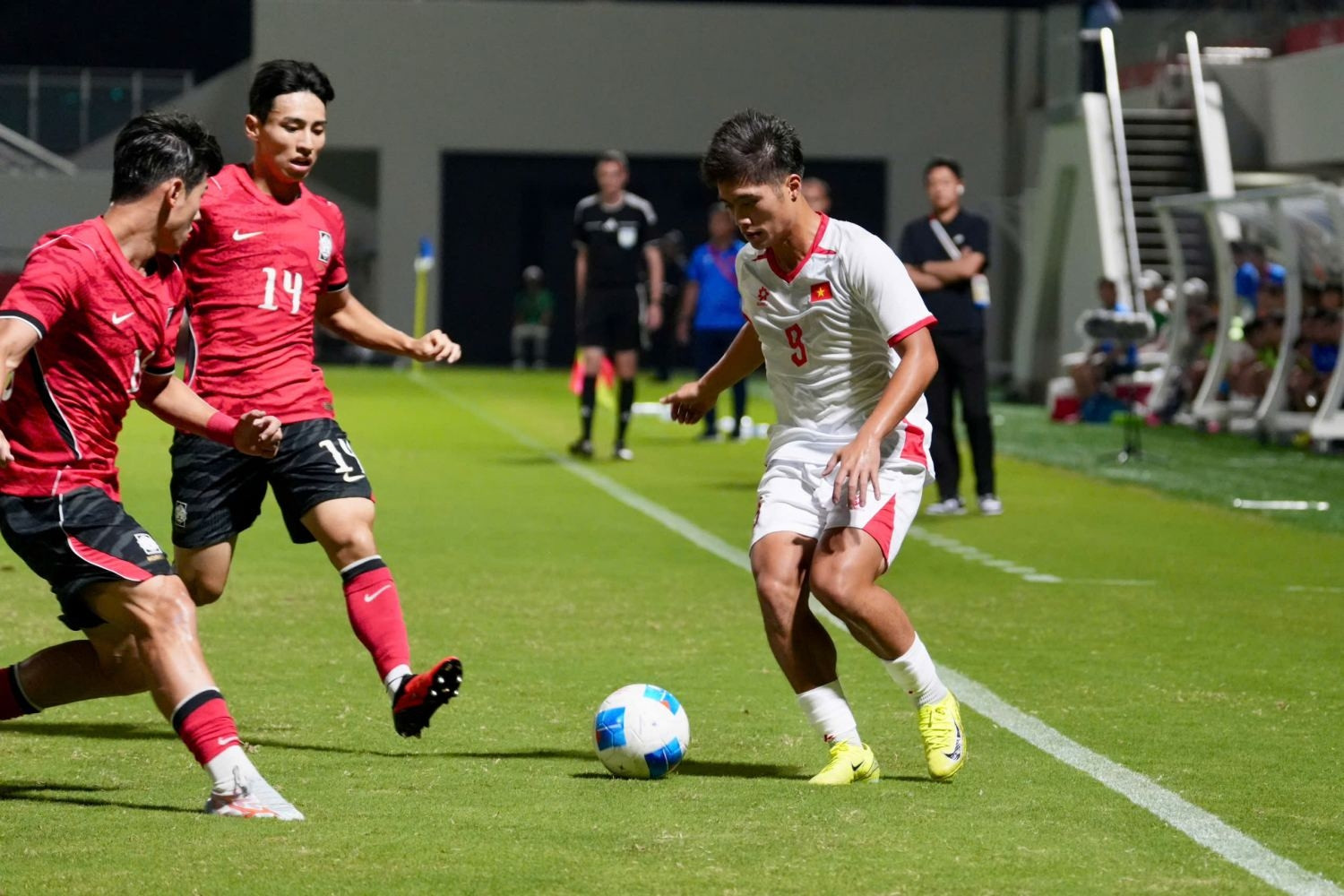 U23 Việt Nam dừng bước ở tứ kết Asiad 2026: Không thể khác