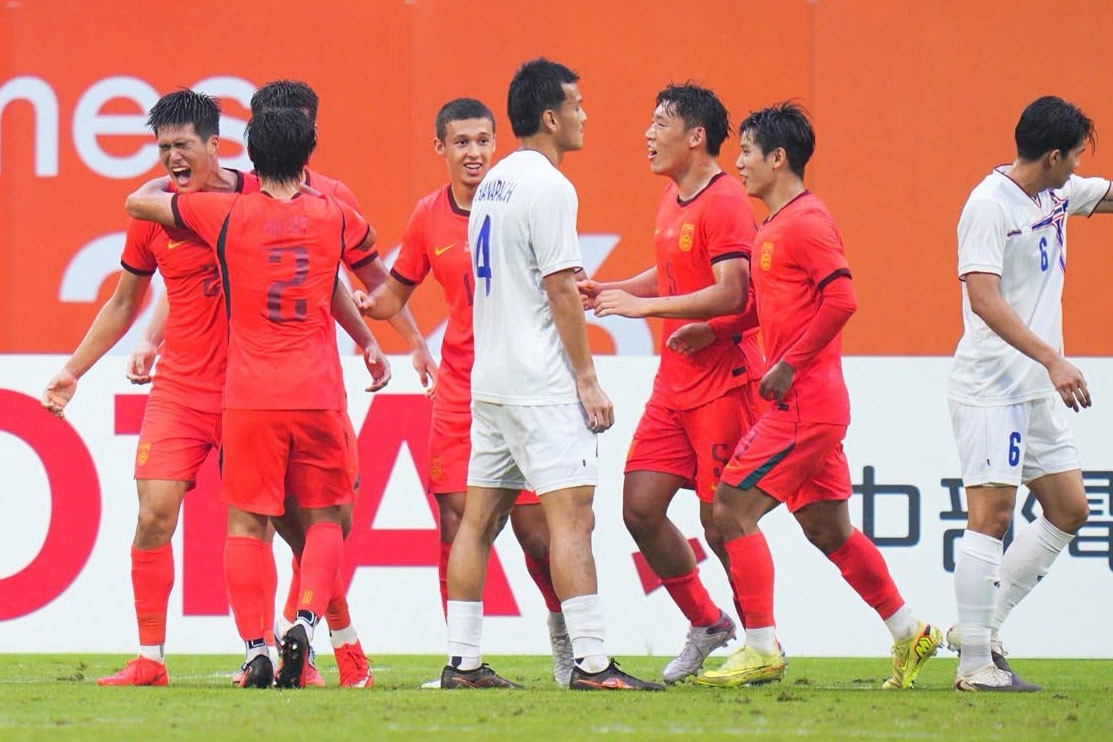 U23 Trung Quốc vào bán kết ASIAD sau màn vùi dập U23 Thái Lan