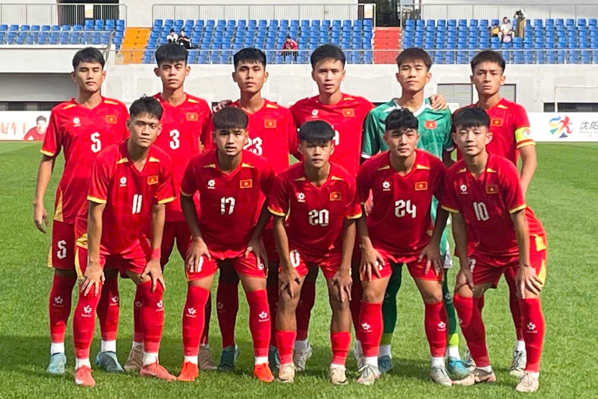 Chơi thiếu người, U16 Việt Nam thua sát nút Trung Quốc