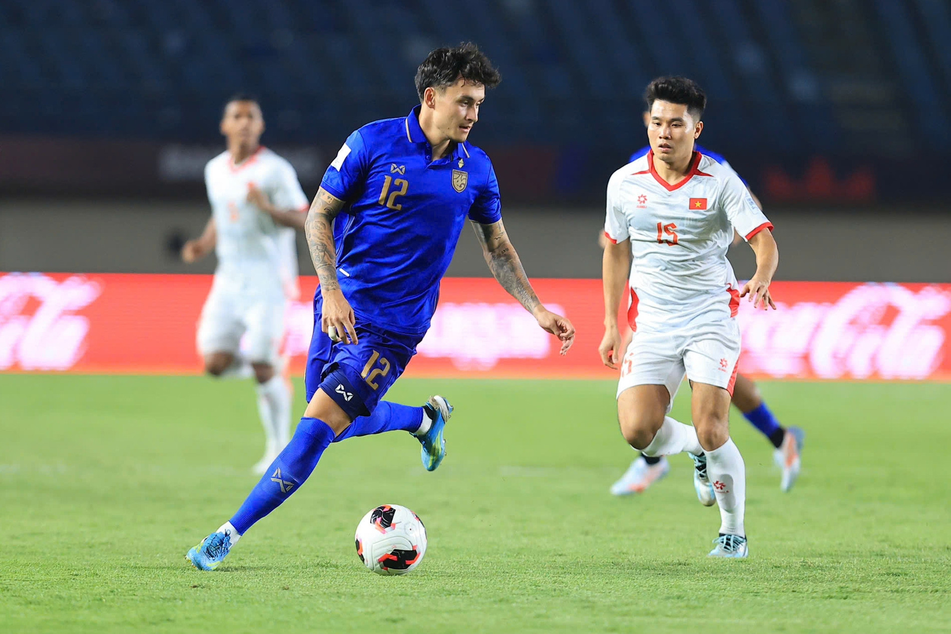 Trực tiếp bóng đá Việt Nam 0-1 Thái Lan: Tấn công tìm bàn gỡ