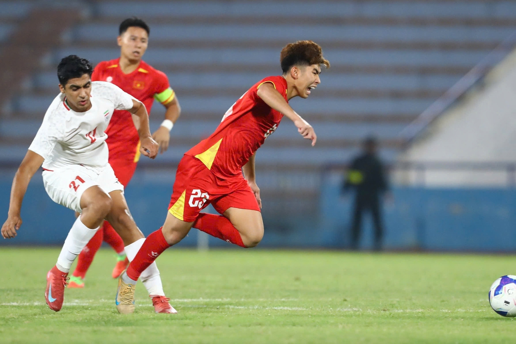 Thua 3 trận ở giải châu Á, U20 Việt Nam nhận vé xuống hạng
