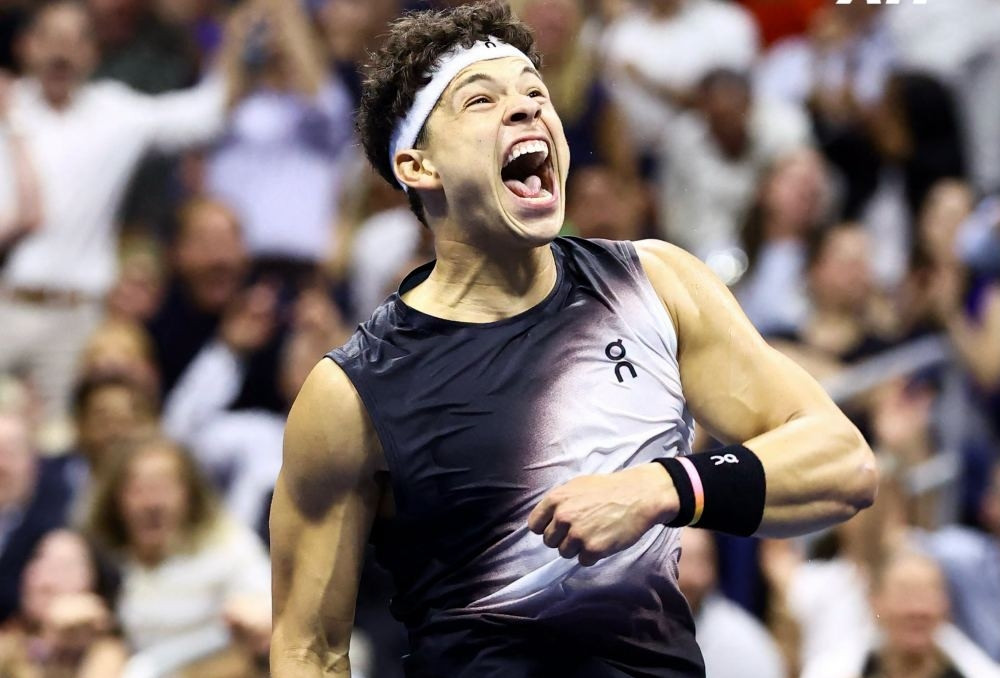 Ben Shelton tạo cú sốc lớn, hạ Alcaraz sau 5 set căng thẳng tại US Open