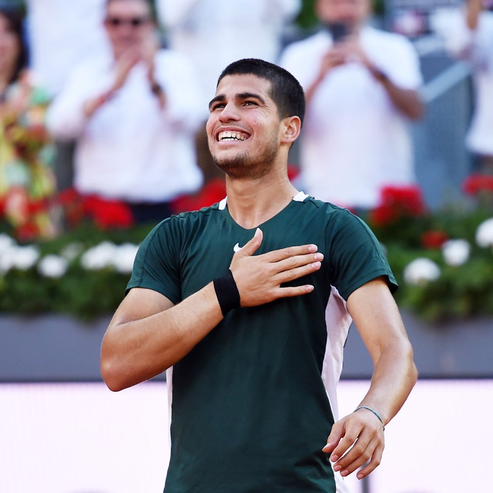 The joy of the Spaniard with the ticket to play in the final.  Alcaraz's opponent is the winner of the semi-final between Stefanos Tsitsipas and Alexander Zverev