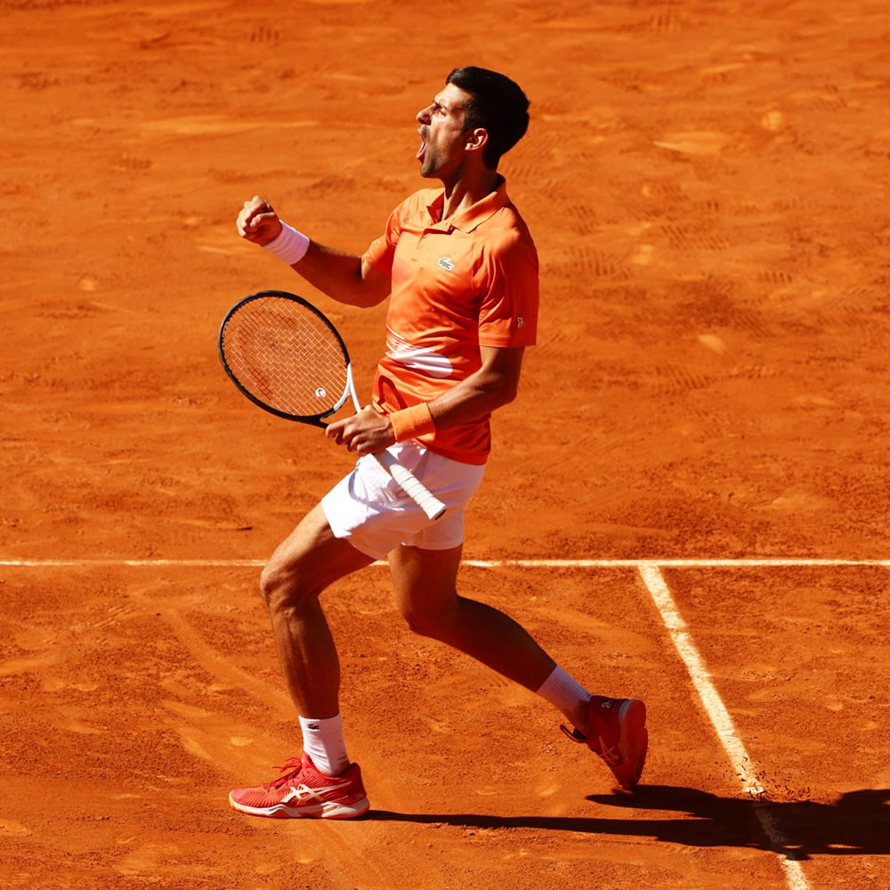 In the first set, the two players put each other into a tie-break series.  There, Nole showed his core and won 7-5