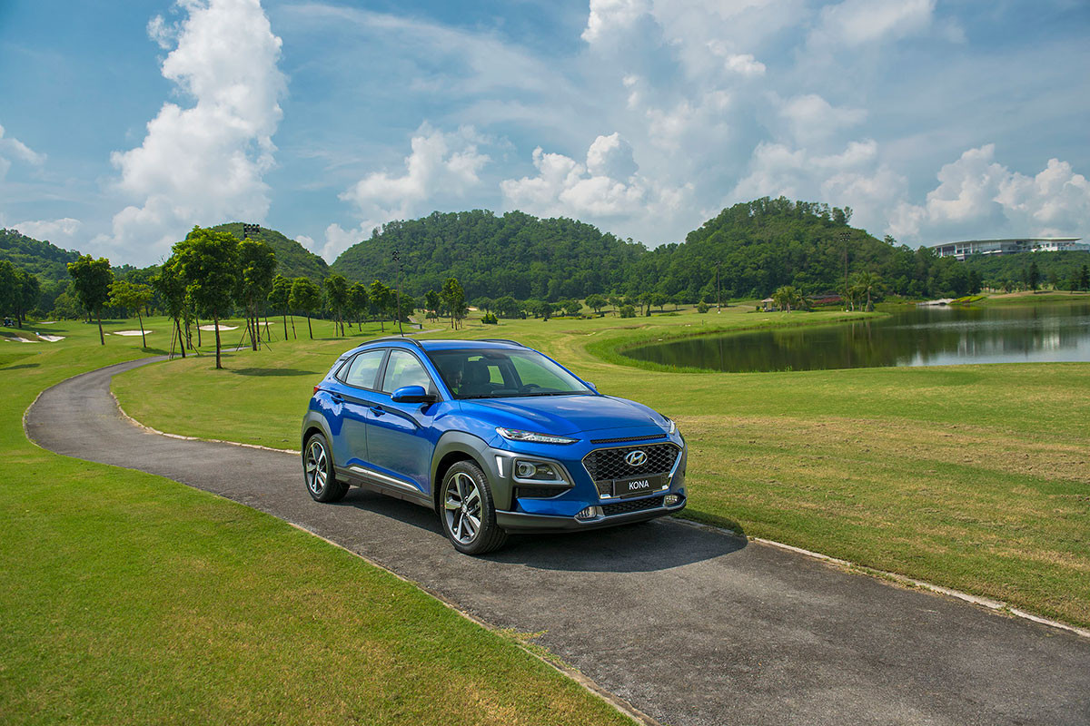 Thông số, hình ảnh, giá xe ô tô Hyundai Kona 1.6 Turbo 2021
