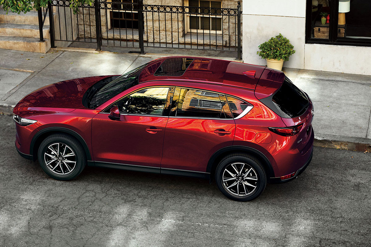 View - Mazda CX-5 2.0L FWD Luxury 2021