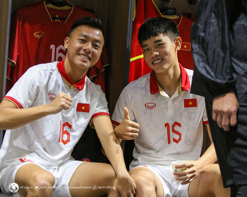 tuyen viet nam 1.jpg