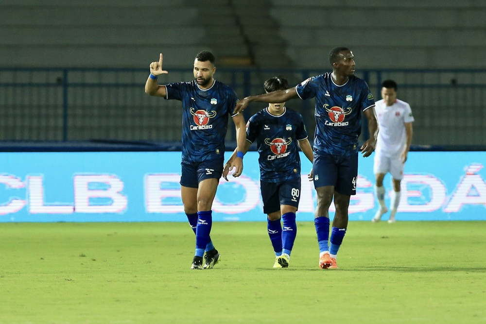 hai phong vs hagl 2.jpg