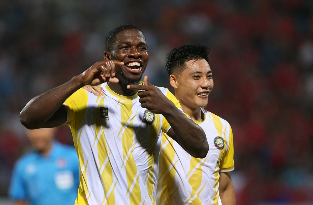 cahn vs thanh hoa 1.jpg