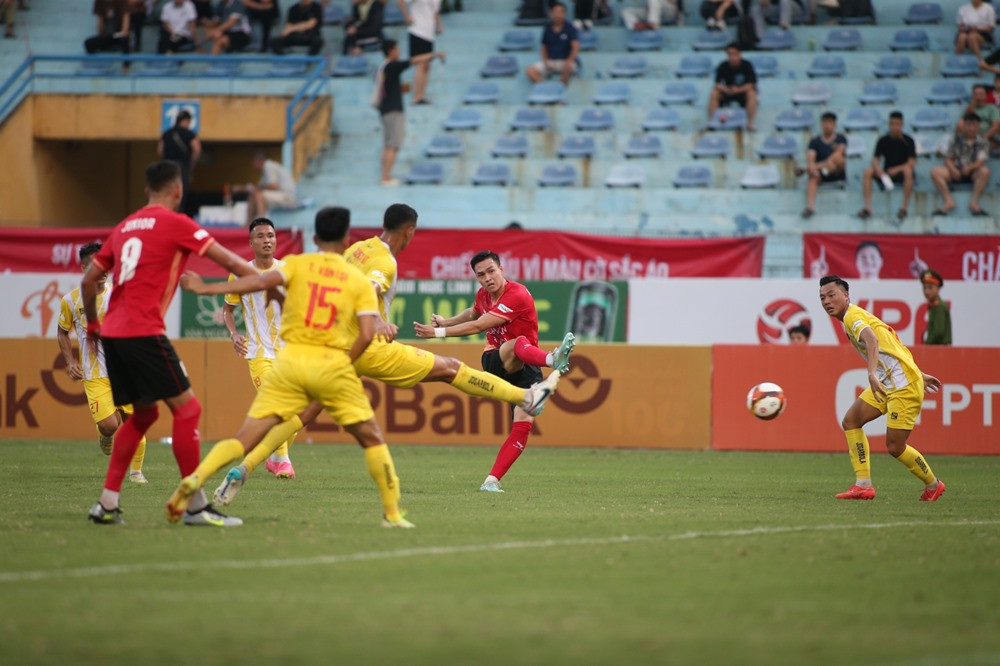 cahn vs thanh hoa 2.jpg