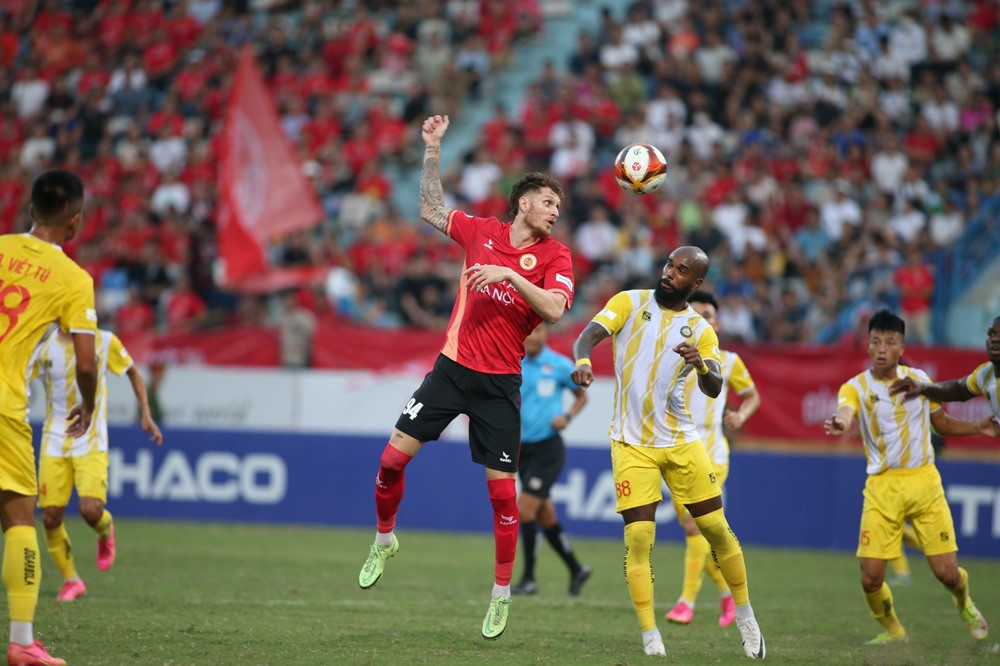 cahn vs thanh hoa 3.jpg