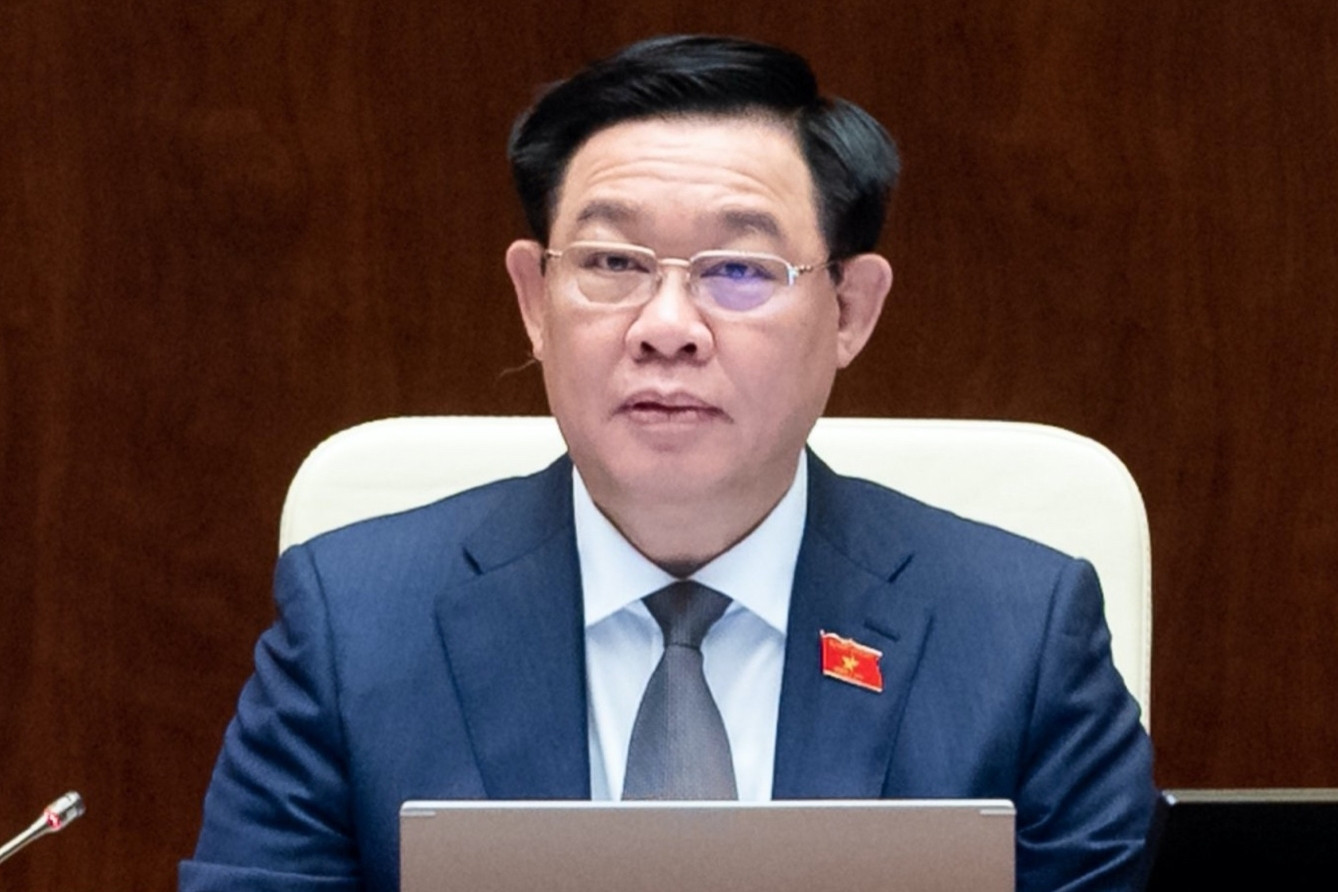 'Cao tốc không có làn dừng khẩn cấp, chỉ cần xe xịt lốp là tắc nghẽn tất cả'