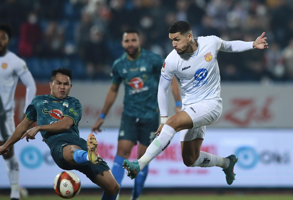 nam dinh vs hagl 1.jpg