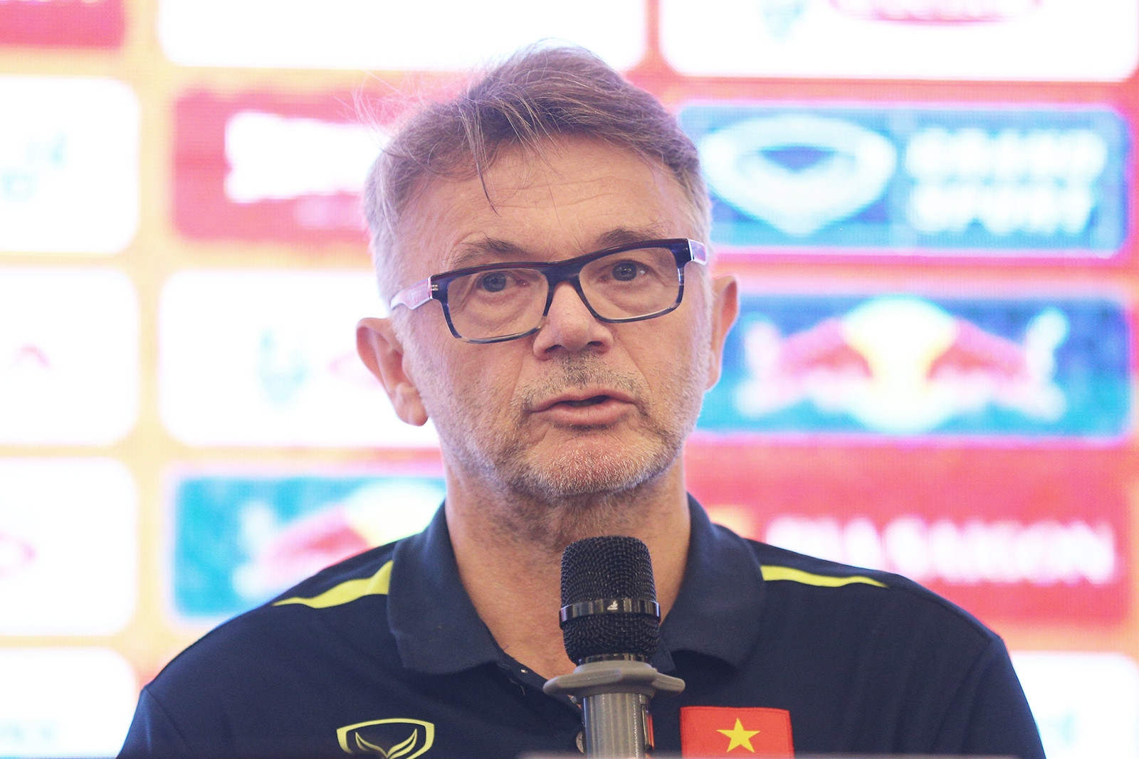 HLV Philippe Troussier: Tuyển Việt Nam thắng Hong Kong chạy đà cho World Cup