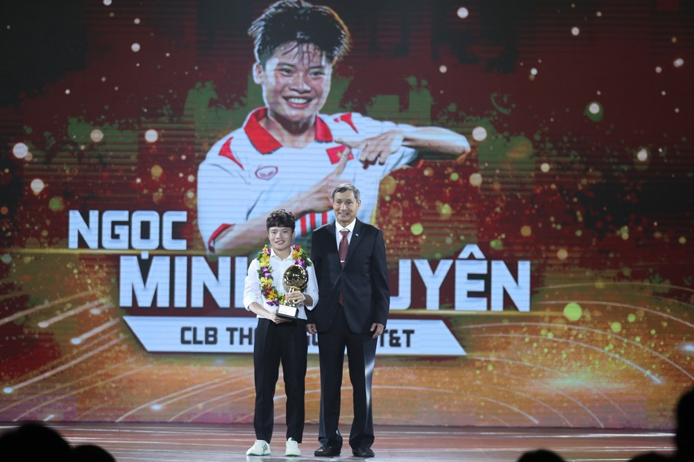 ngoc minh chuyen 1.jpg