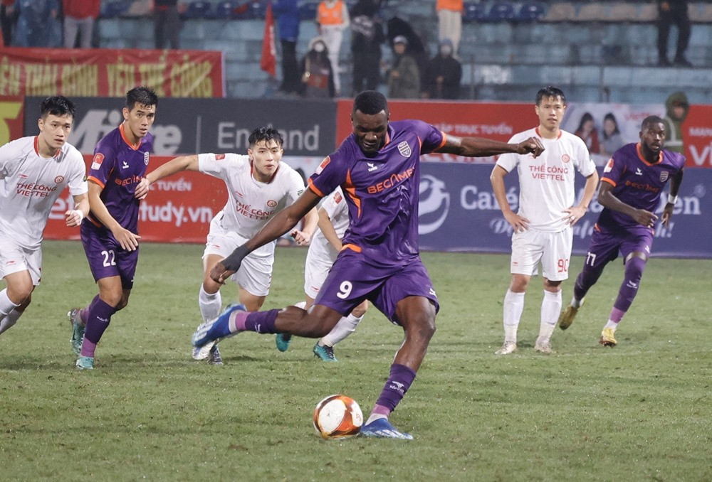 the cong vs binh duong 1.jpg