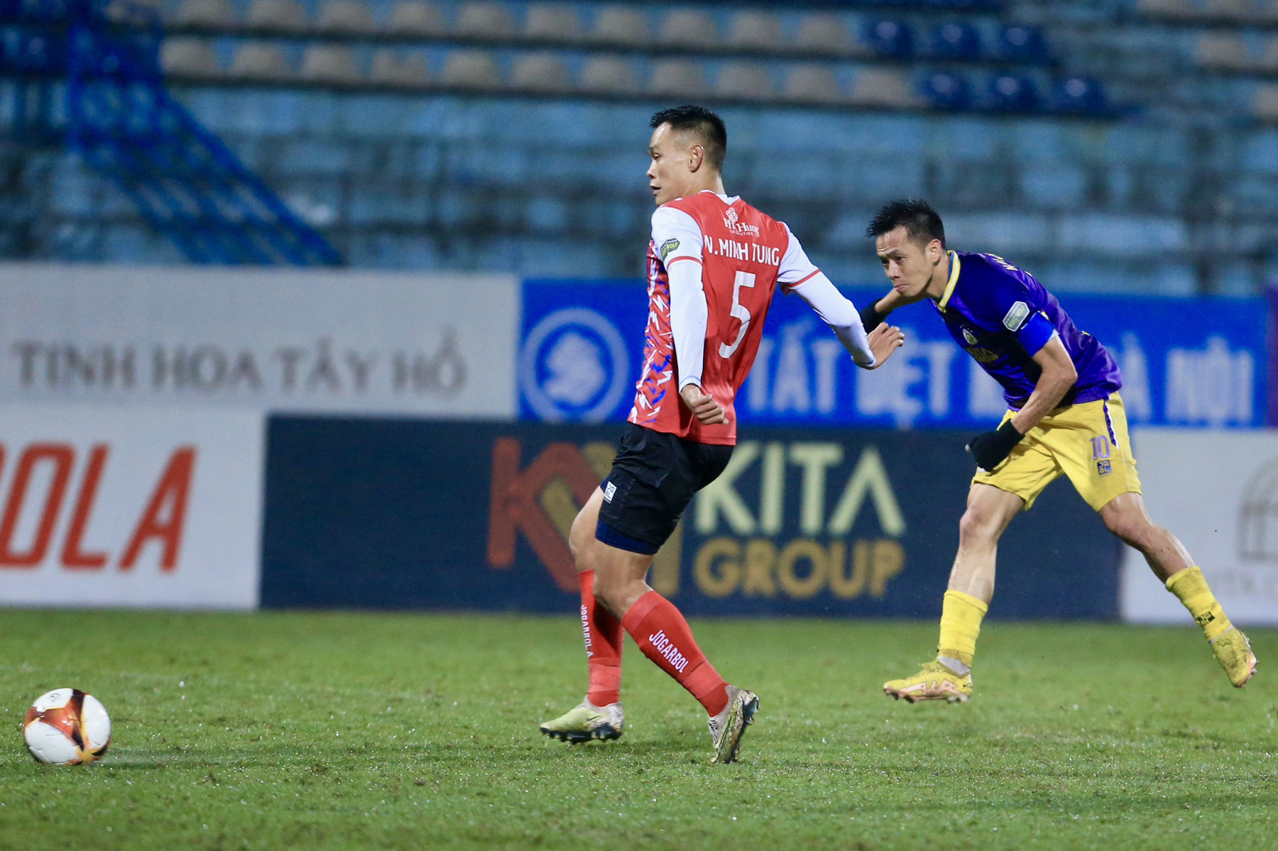 van quyet ha noi tphcm.jpg