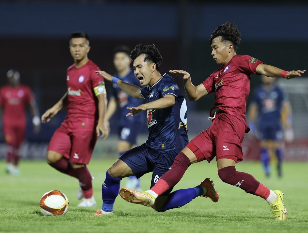 khanh hoa vs hagl 1.jpg