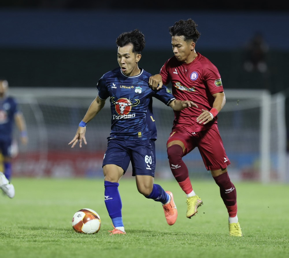 khanh hoa vs hagl.jpg