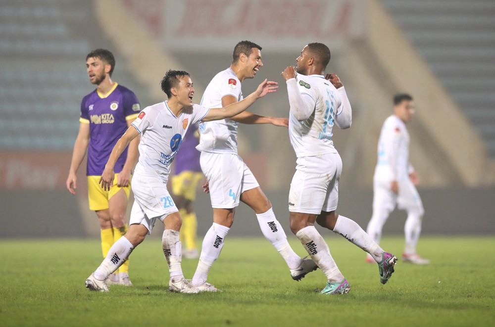 nam dinh vs ha noi 2.jpg