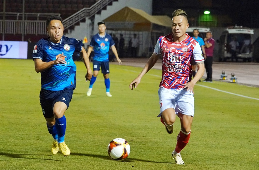tphcm vs binh dinh 1.jpg