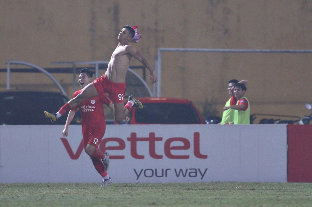 the cong vs cahn 2.jpg