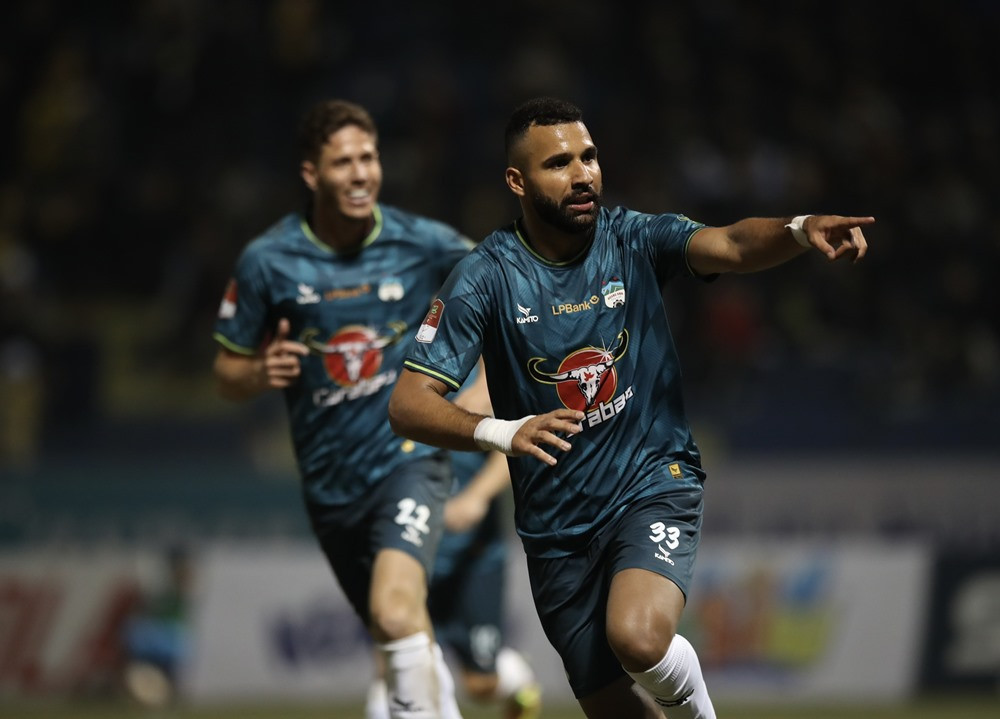 thanh hoa vs hagl 4.jpg