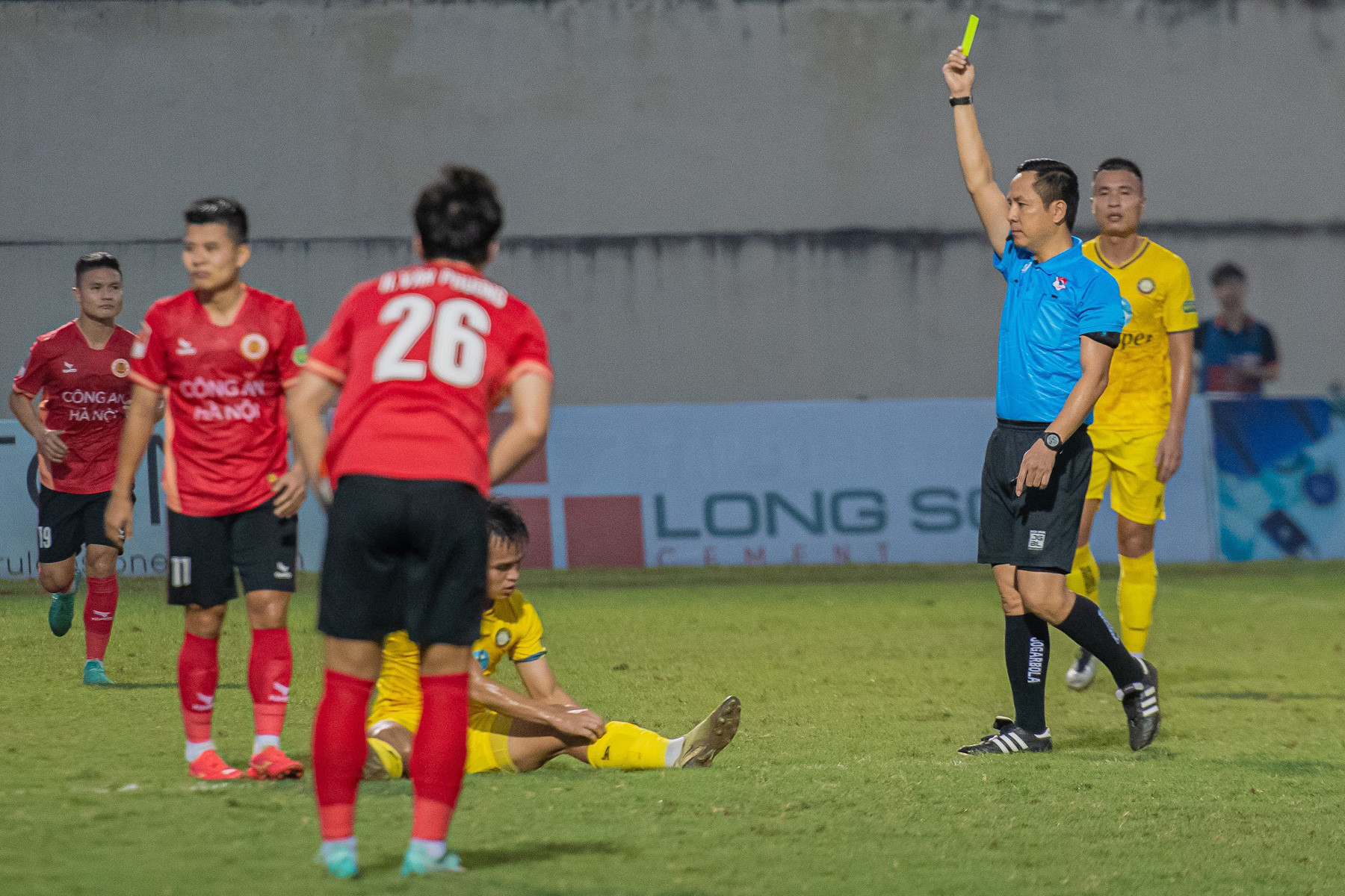 thanh hoa cahn thanh long.jpg