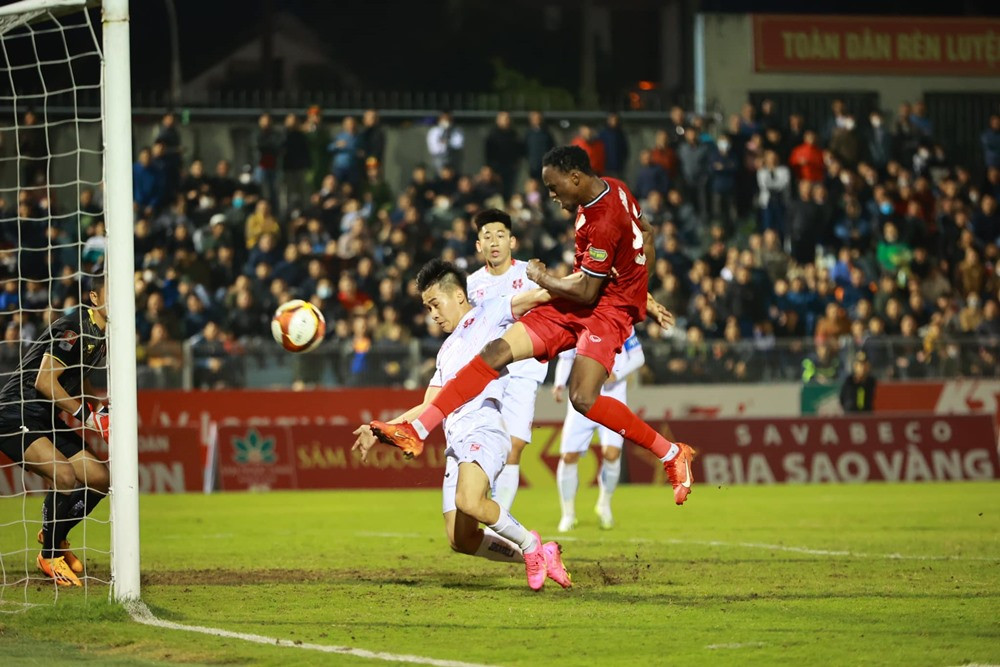 ha tinh vs hai phong.jpg