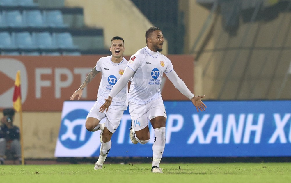 nam dinh vs thanh hoa 3.jpg