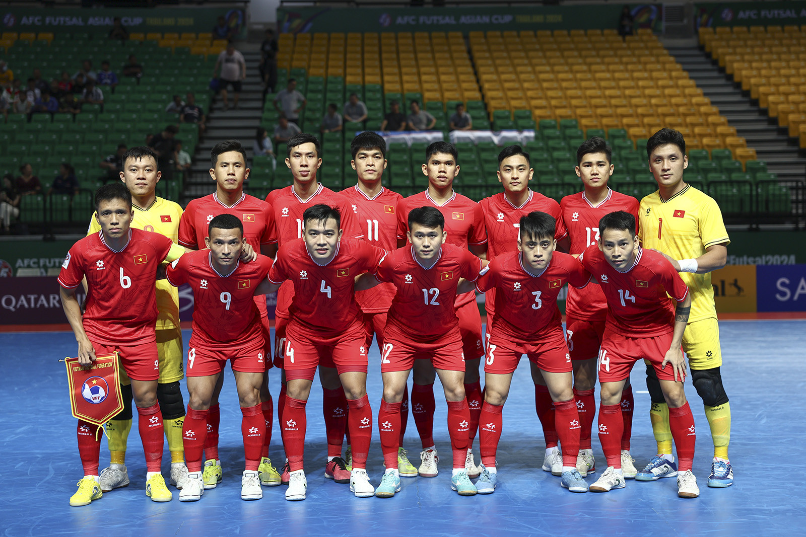 futsal viet nam uzbekistan 1.jpg