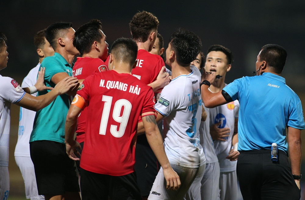 cahn vs nam dinh 3.jpg