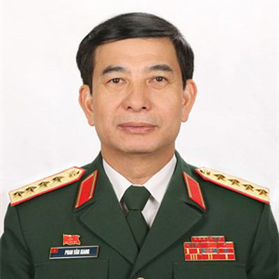 Ông Phan Văn Giang