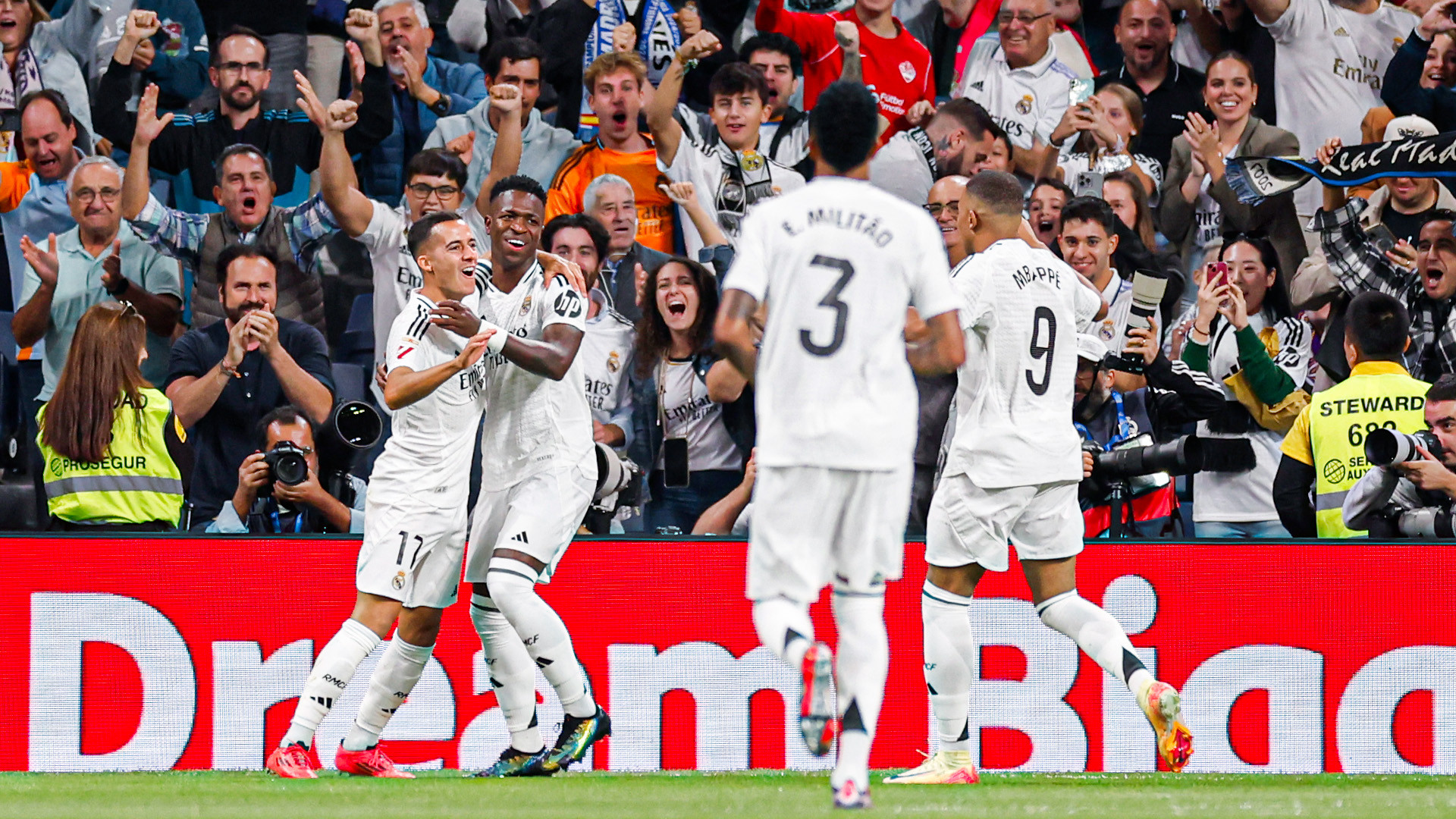 Kết quả bóng đá Real Madrid 3-2 Alaves - La Liga 2024/25 vòng 7