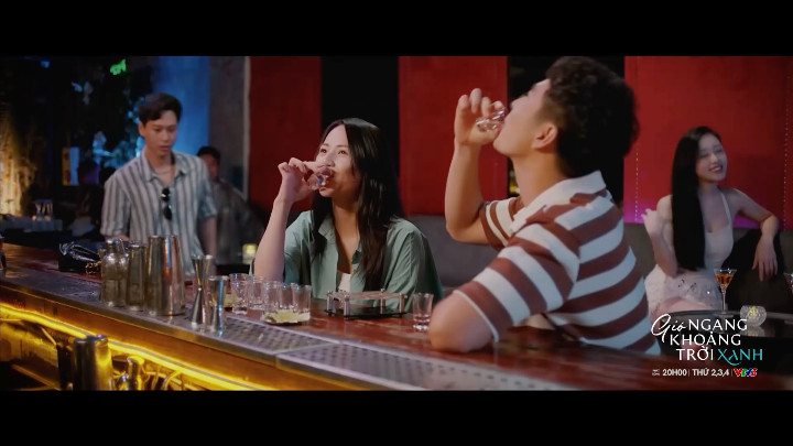 Gió ngang khoảng trời xanh tập 33: Ngân gặp lại Dũng khi ẩu đả trong quán  bar