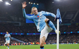 resources_premierleague_pulselive_com 2025 11 09T170223Z_751381039_UP1ELB91BBX36_RTRMADP_3_SOCCER ENGLAND MCI LIV.jpg