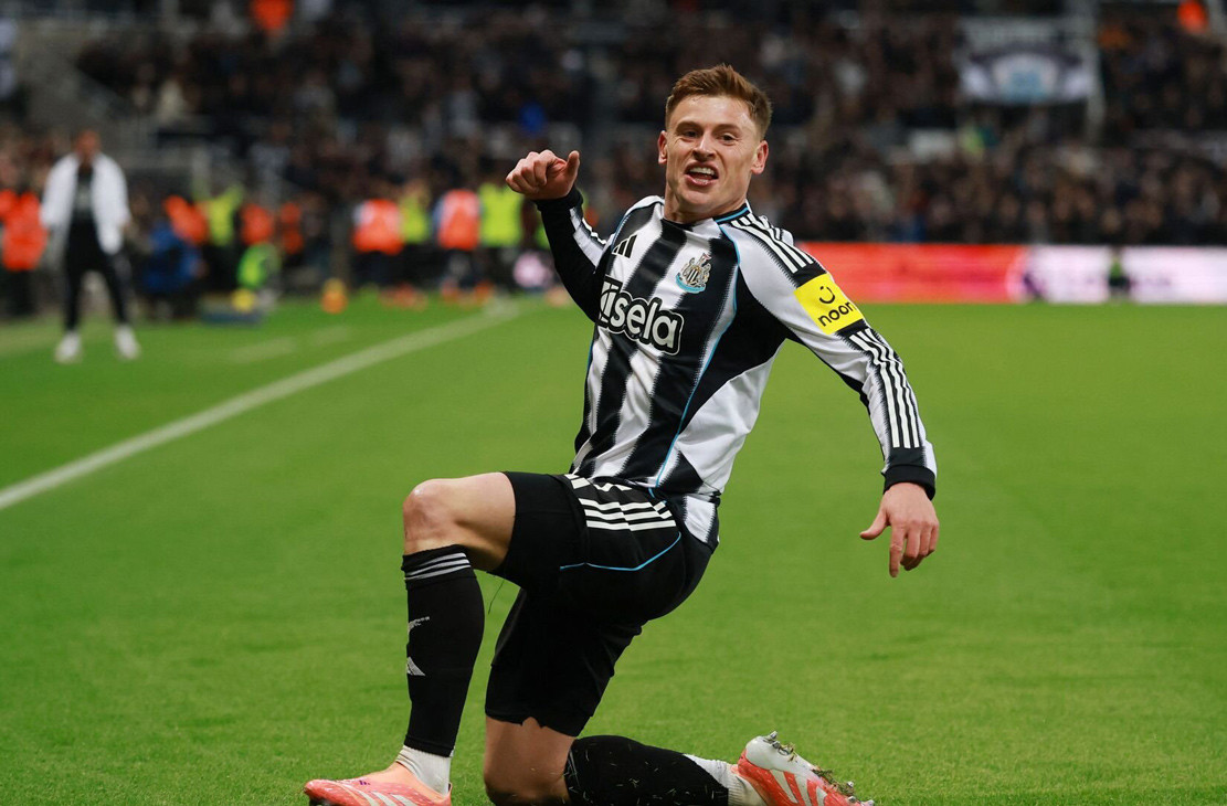 resources_premierleague_pulselive_com 2025 11 22T185322Z_662974360_UP1ELBM1GGWT8_RTRMADP_3_SOCCER ENGLAND NEW MCI (1).jpg