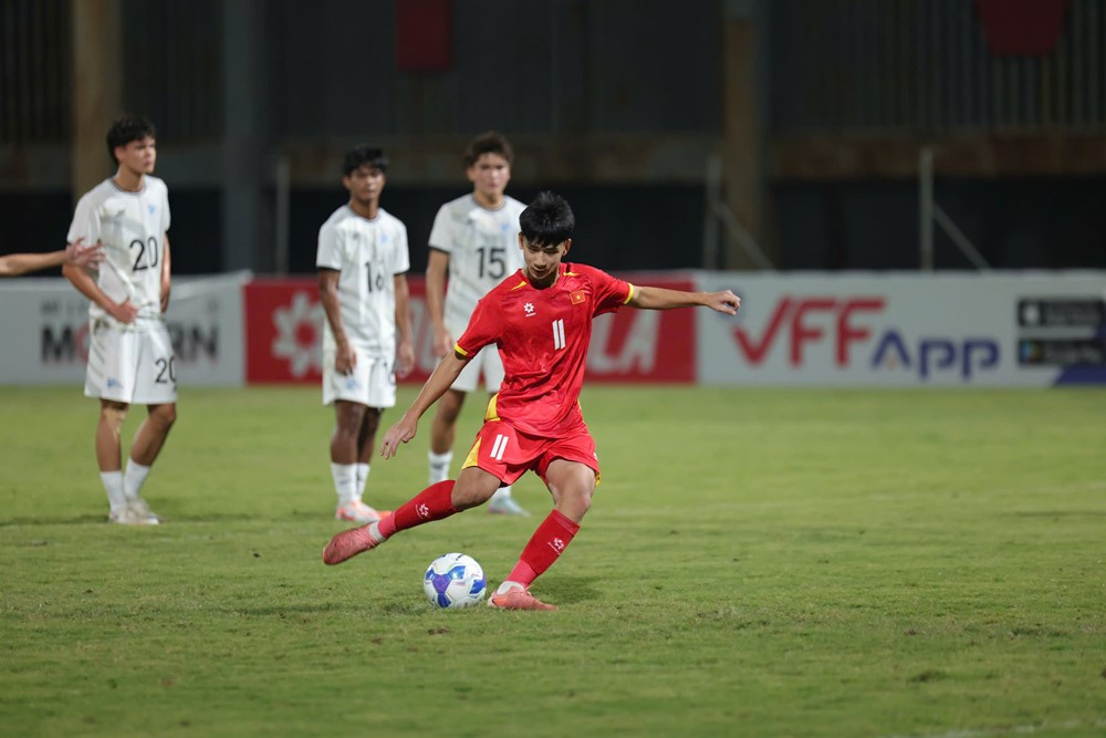 U17 Viet Nam vs U17 Mariana 1.jpg