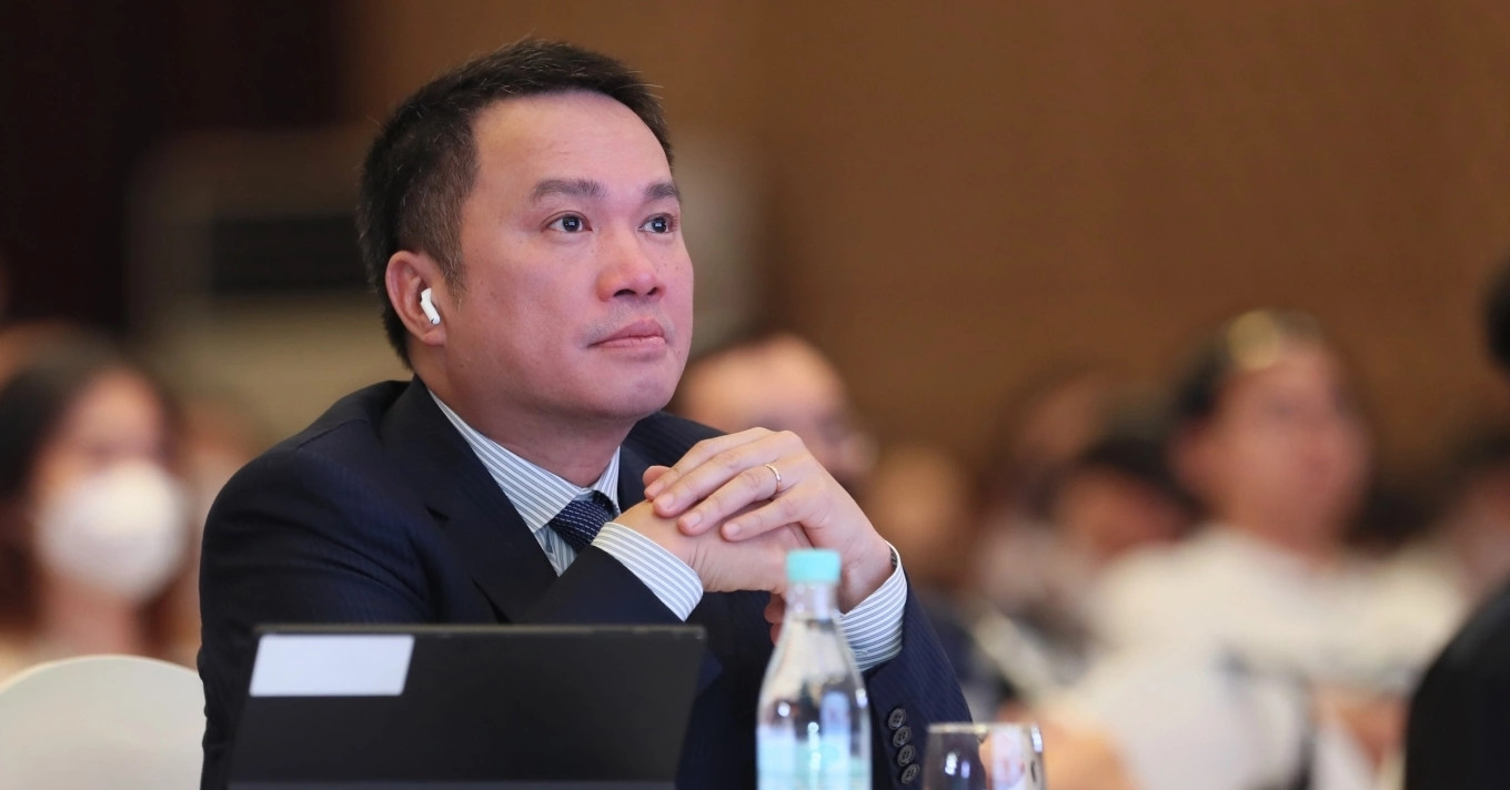 ho hung anh techcombank.jpg